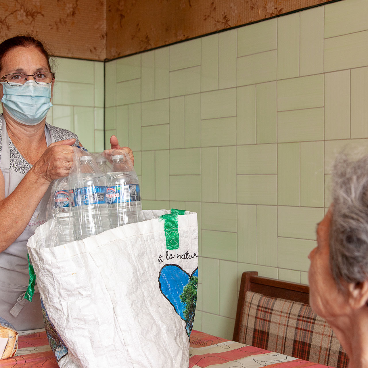 Service à la personne Accompagnement aux courses à Collias avec Ange Gardien - Compenser une perte d'autonomie