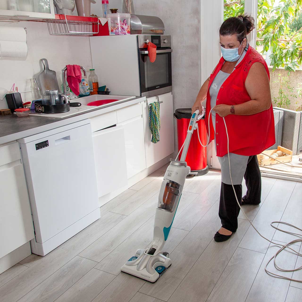 Entretien ménager à Nîmes avec Ange Gardien service de confort et services à la personne - S'offrir du temps