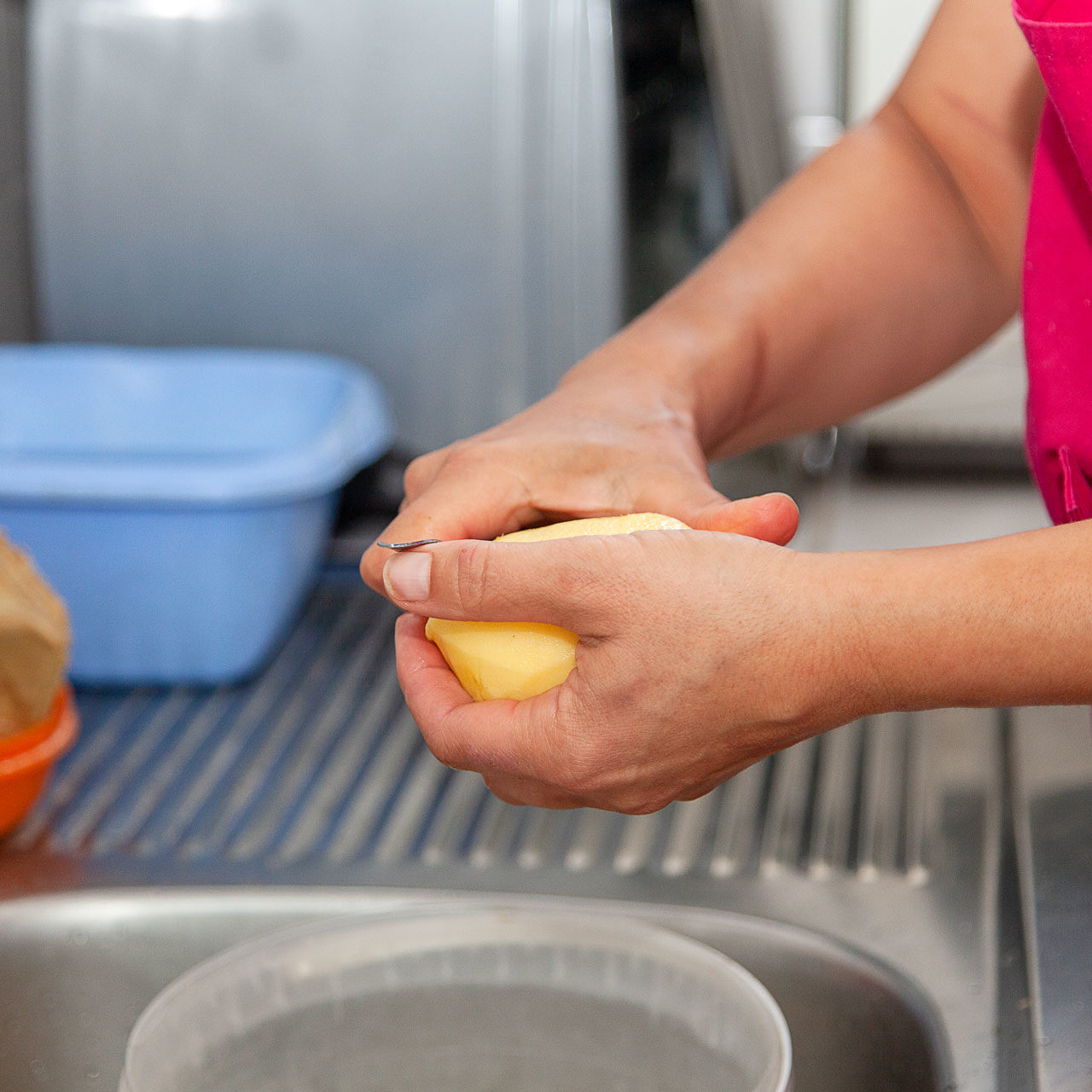 Préparation de repas avec Ange Gardien services à la personne à Nîmes